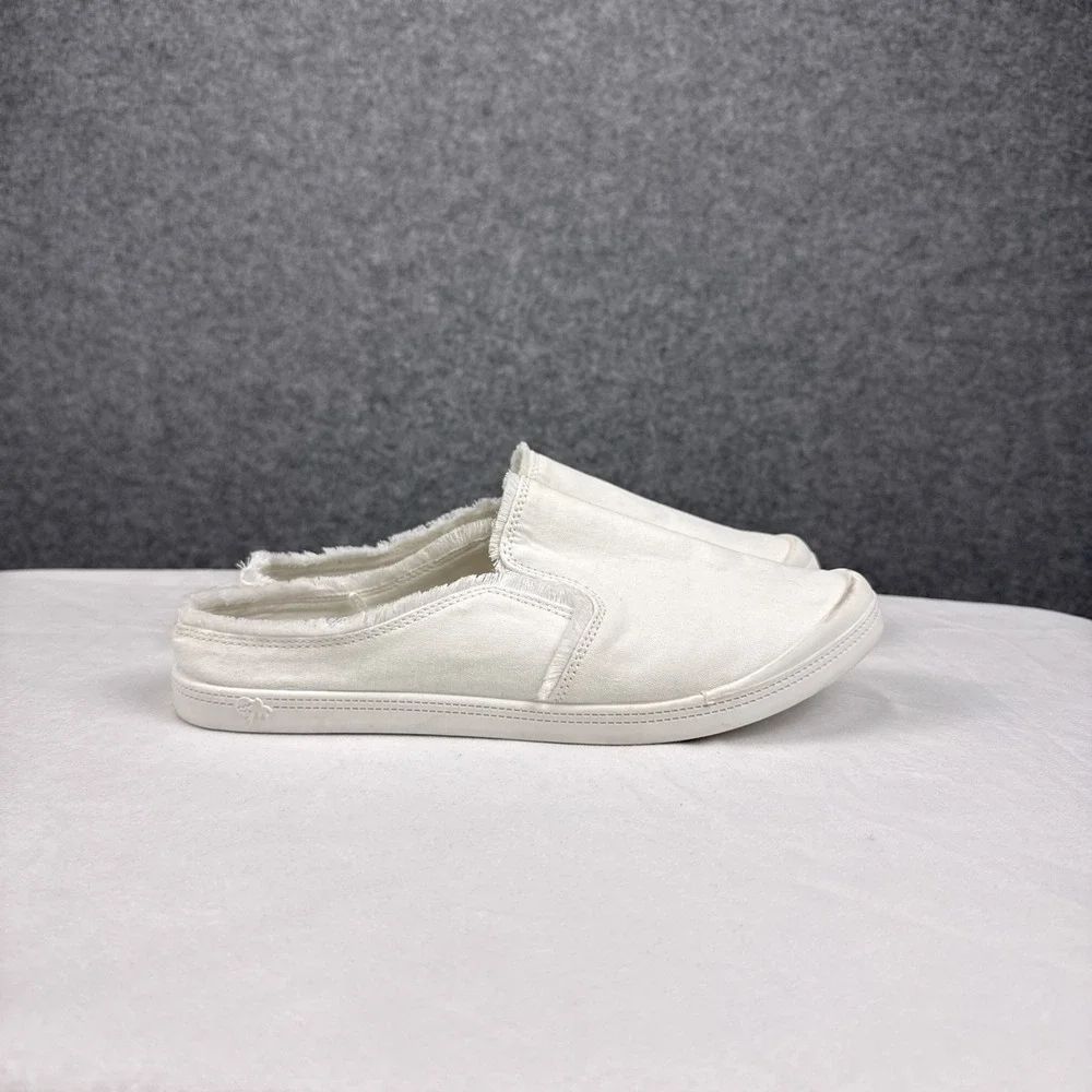 Jellypop Womens White Canvas Slip On Mule Sneakers Frayed Edge Size 10M‎